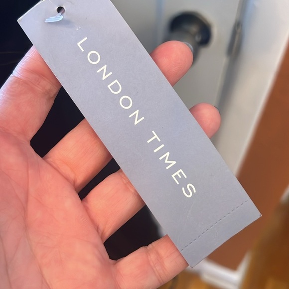 NWT London Times Ruffle Neck Sleeveless Dress-Size 14 - Picture 2 of 6